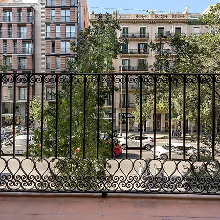 Apartament Arago *