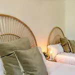 Arago Apartmán