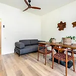 Arago Apartmán *