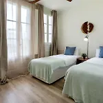Arago Apartmán