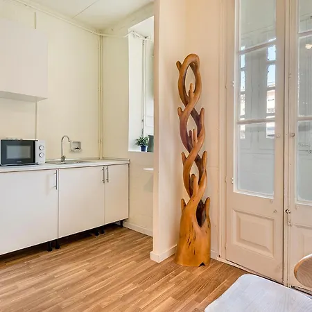 Arago Suites